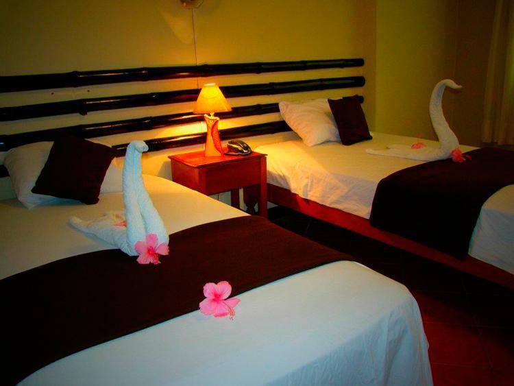 Chanchamayo Inn Hotel La Merced (Chanchamayo) Quarto foto